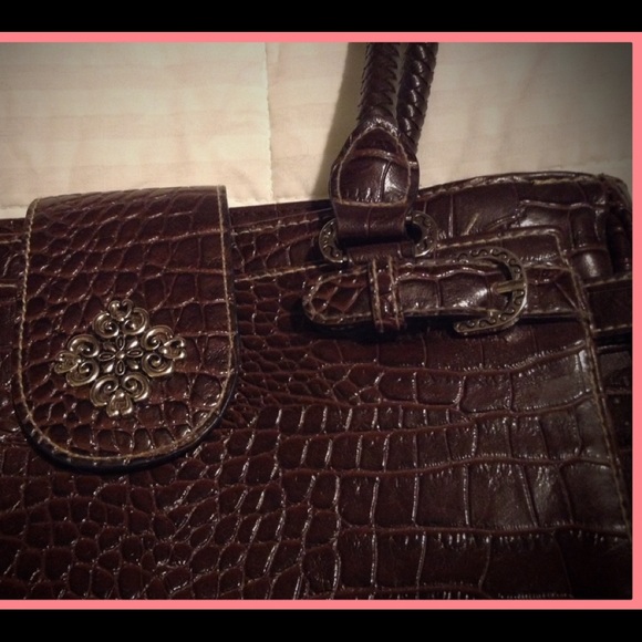 4 Main Pockets! Faux Leather Embossed Brown Purse - Picture 2 of 5